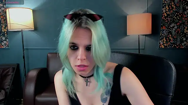 LiraBelle Live XXX Chat