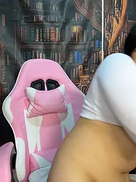 Онлайн чат XXX AntonellaStorm_