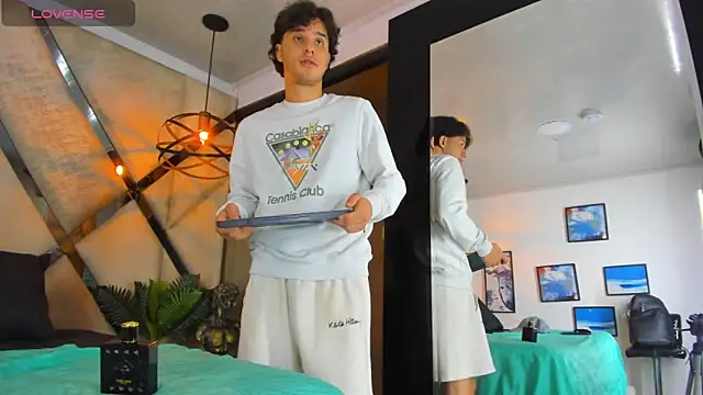 EXCLUSIVE8 – webcam-show