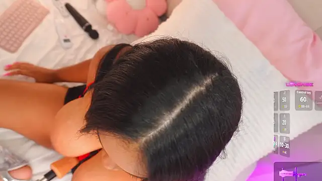 cuteebella 现场XXX聊天