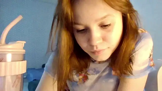 AmmymiaのライブXXXチャット