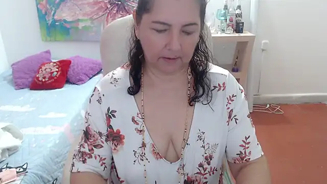 leonela_69 Chat XXX in diretta