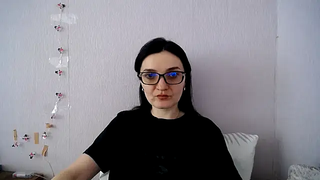 Shiny_gine élő XXX-chatje