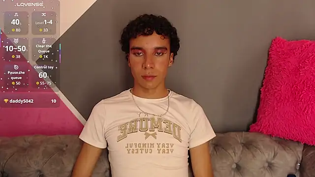 Chat +18 de Lord_Tayron ao vivo