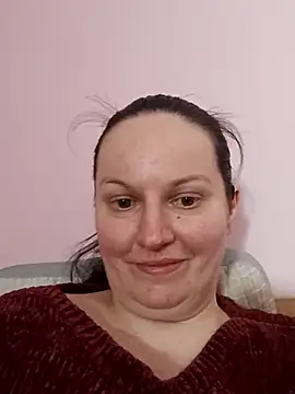 BustyLadyAlma Pertunjukan Webcam