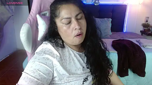 Chat +18 de Keyla01_ ao vivo