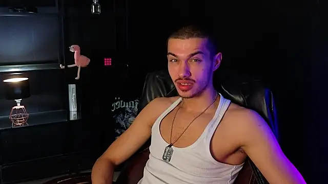 KaydenDrew Adlı Modelin Canlı XXX Sohbeti