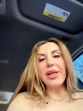 MilfNextDoor20 live XXX chat