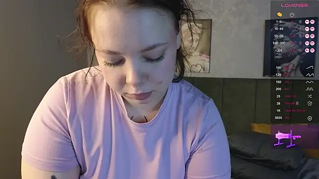 Vlada_vv Adlı Modelin Canlı XXX Sohbeti