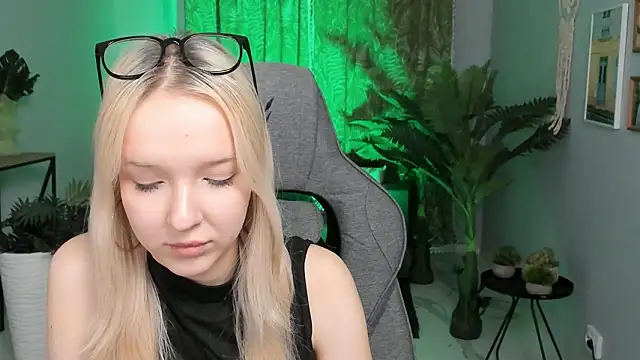 Chat +18 de MaoqiBeverly ao vivo