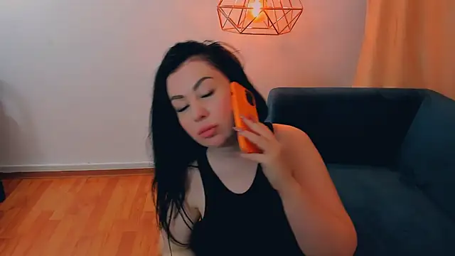 Chat XXX en directo de BrilliantGirll