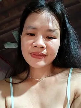 MISSINKUTE's Live XXX Chat