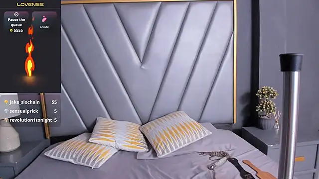 Онлайн чат XXX Foxy_Assh_