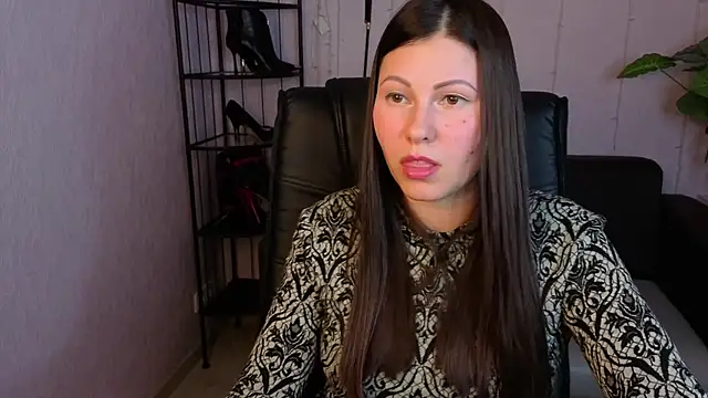 Chat +18 de Dana__dom ao vivo