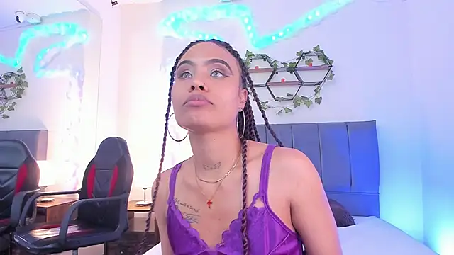 Онлайн чат XXX Lucerop_