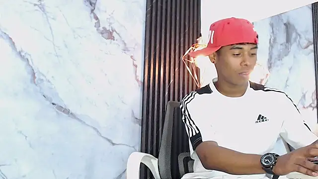 TonnyMarck Pertunjukan Webcam