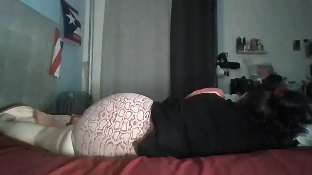 bellakay19 Adlı Modelin Canlı XXX Sohbeti