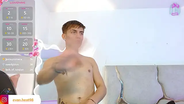 EVAN_TAY Adlı Modelin Web Kamerası Şovu