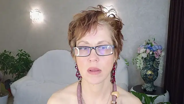 LioraWeiss' Live XXX Chat