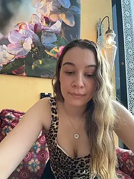 SashaCattのライブXXXチャット