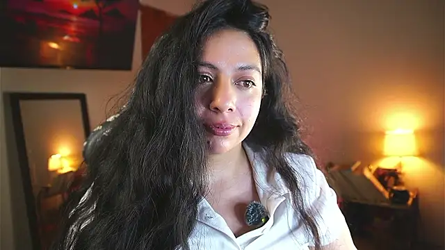 coraline_latin's Webcam Show