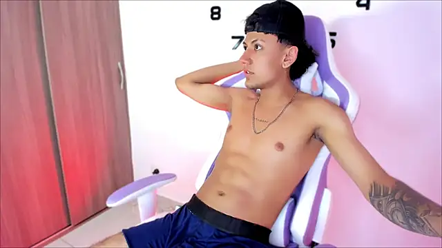 dominik_jackson_n Live XXX chat