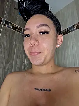 Онлайн чат XXX alaia_princess