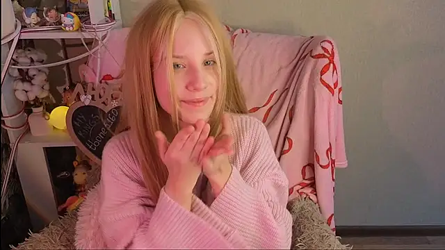 sarakaell Chat XXX in diretta