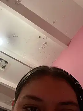 XXX chat uživo modela Maya_Manes