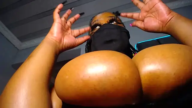 Chat +18 de XPanther_24 ao vivo