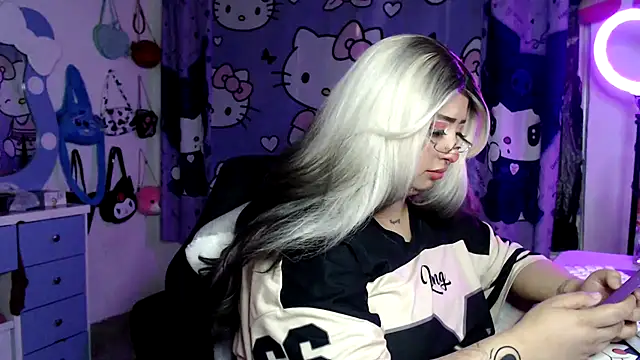 Živý XXX chat lussyevans24