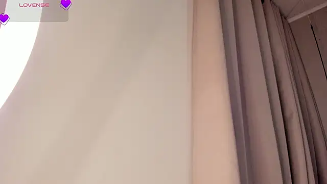 XXX chat uživo modela Melanie_hillz