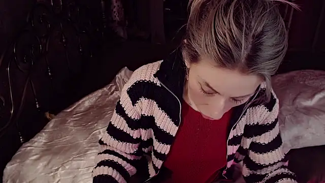 AnnieGOld_ Chat XXX live