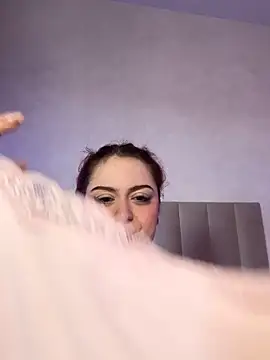 KellyMoors' Live XXX Chat