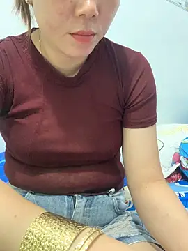 Baby-lovely69 网络视讯表演