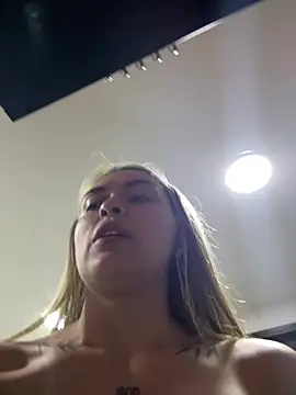 Czat XXX na żywo – Im_emmaoxf