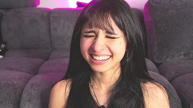 angelinepossy live XXX chat