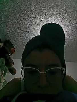 دردشة allison_mc الجنسية المباشرة