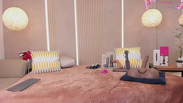 sabrina_shark_'s Live XXX Chat