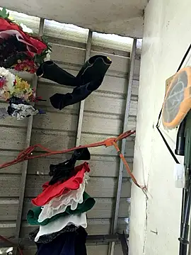 kinkynastymum74 élő XXX-chatje