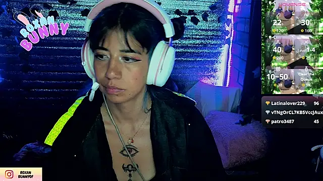 Roxanbunny1 élő XXX-chatje