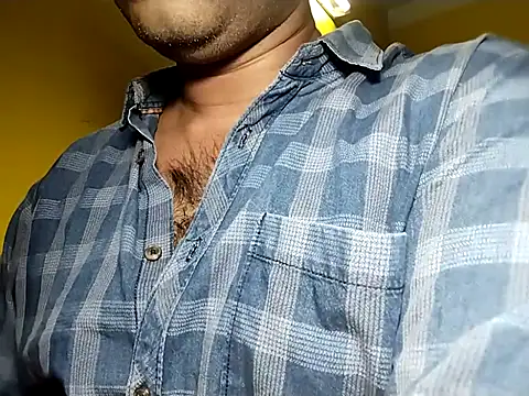 Lucky___05 Adlı Modelin Canlı XXX Sohbeti