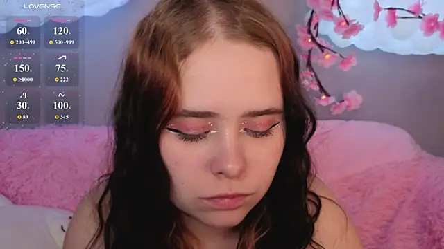 Chat +18 de Alis_Platt ao vivo