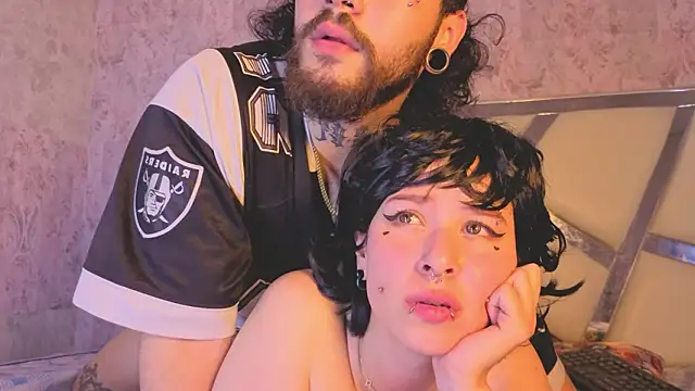 Czat XXX na żywo – Benny_and_Mark