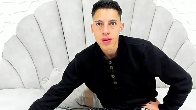 thiago19s' Live XXX Chat