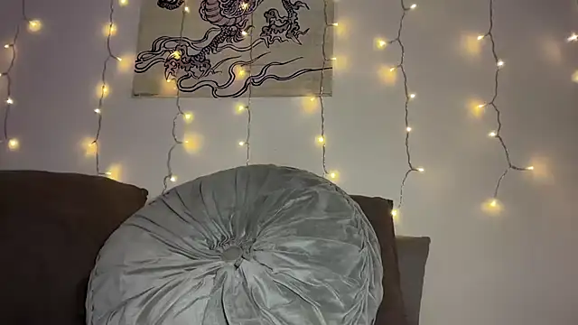 Онлайн чат XXX tsjaden777