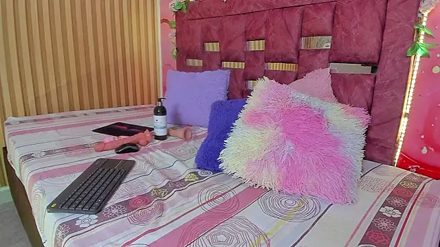 Онлайн чат XXX Daisy__rose