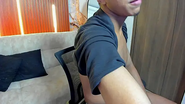 Jonathan_Guzman_n Webbikameraesitys