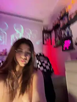 crystal_bunny7's Live XXX Chat