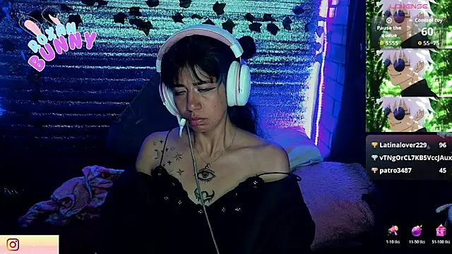 Roxanbunny1 现场XXX聊天